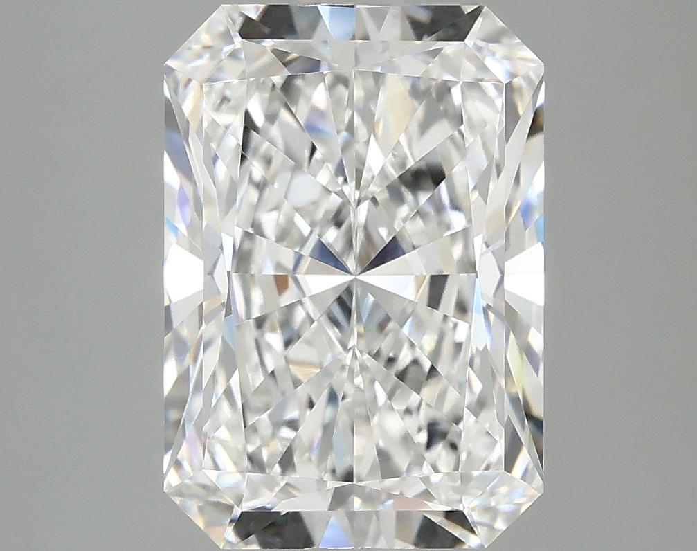 4.1 Carat Radiant Shaped Ideal Cut VVS2 IGI Certified Lab Grown Diamond