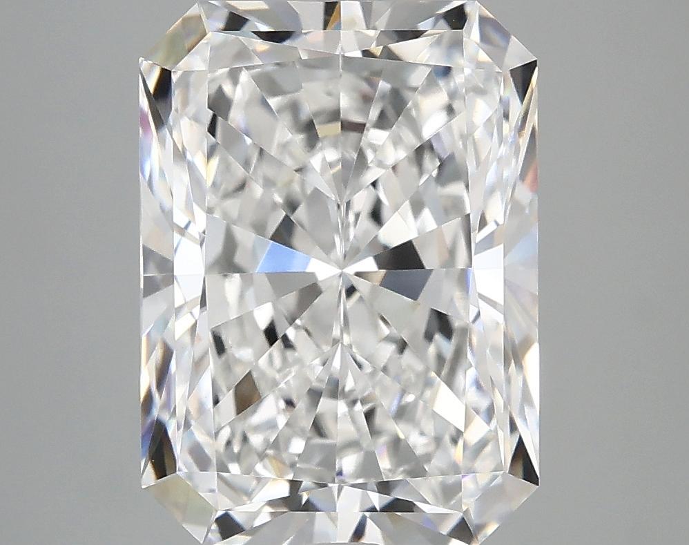 4.98 Carat Radiant Shaped Excellent Cut VVS2 IGI Certified Lab Grown Diamond