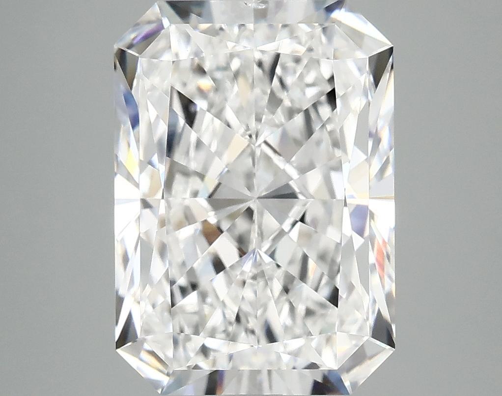 4.98 Carat Radiant Shaped Excellent Cut VS2 IGI Certified Lab Grown Diamond
