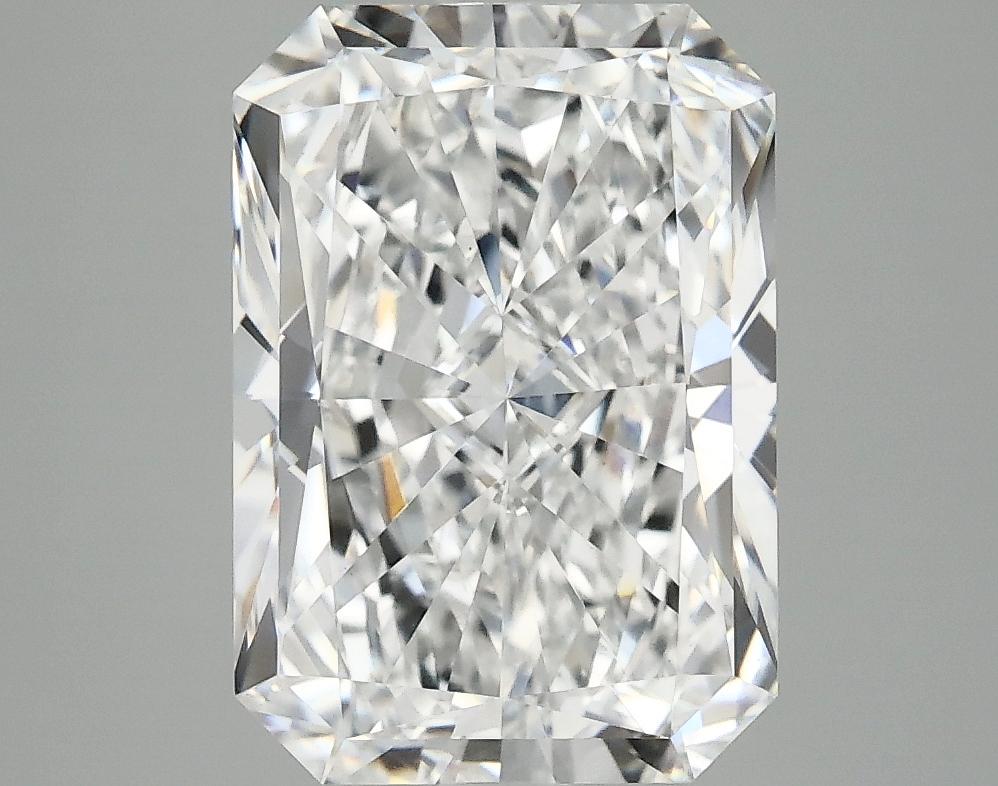 3.99 Carat Radiant Shaped Ideal Cut VVS2 IGI Certified Lab Grown Diamond