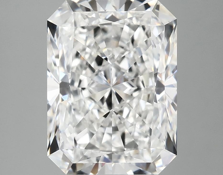 4.15 Carat Radiant Shaped Excellent Cut VVS2 IGI Certified Lab Grown Diamond