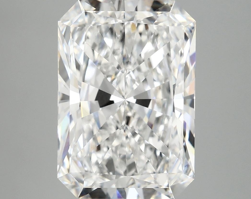 4.98 Carat Radiant Shaped Ideal Cut VVS2 IGI Certified Lab Grown Diamond