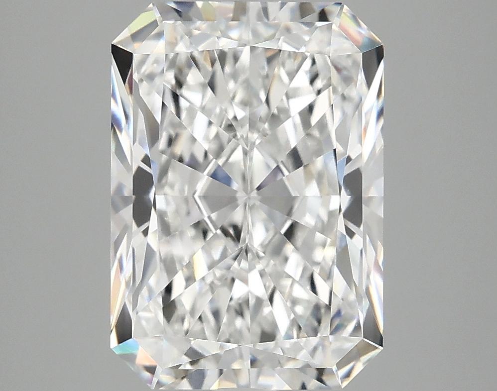 4.18 Carat Radiant Shaped Ideal Cut VVS2 IGI Certified Lab Grown Diamond
