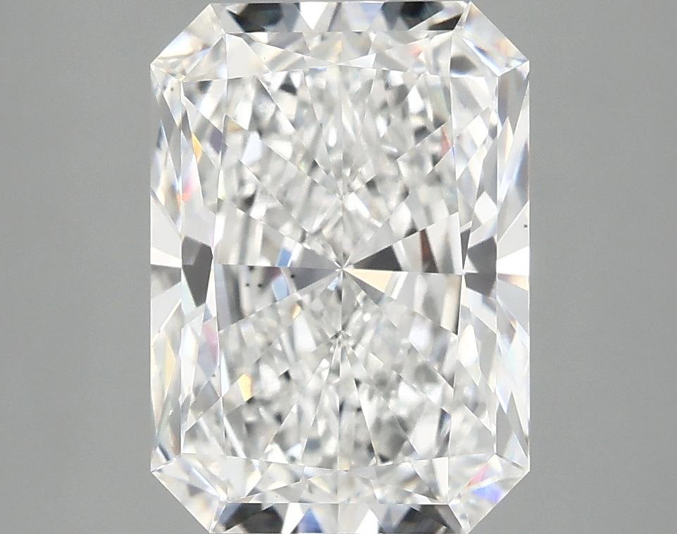 3.94 Carat Radiant Shaped Ideal Cut VS2 IGI Certified Lab Grown Diamond