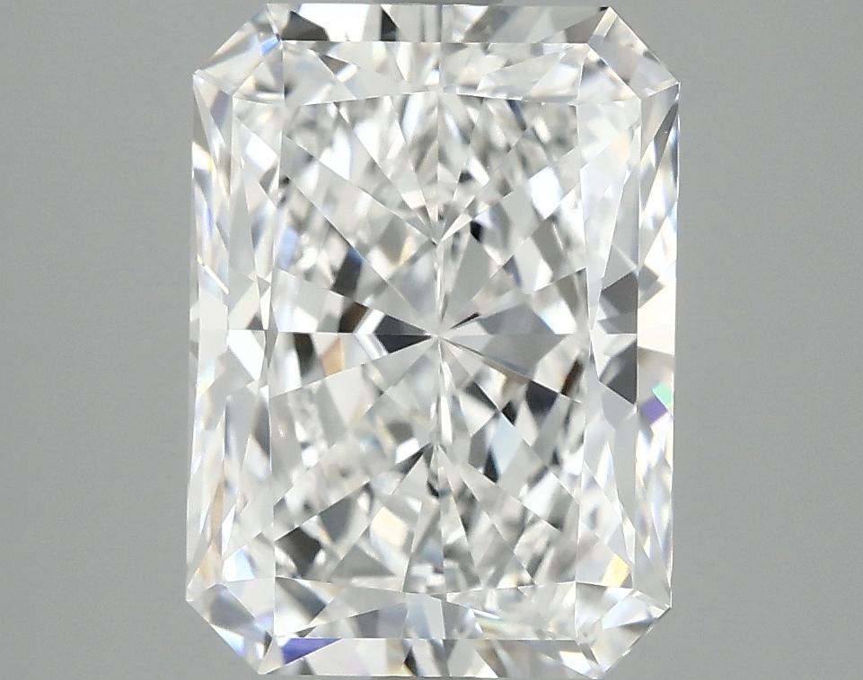 3.89 Carat Radiant Shaped Excellent Cut VVS2 IGI Certified Lab Grown Diamond