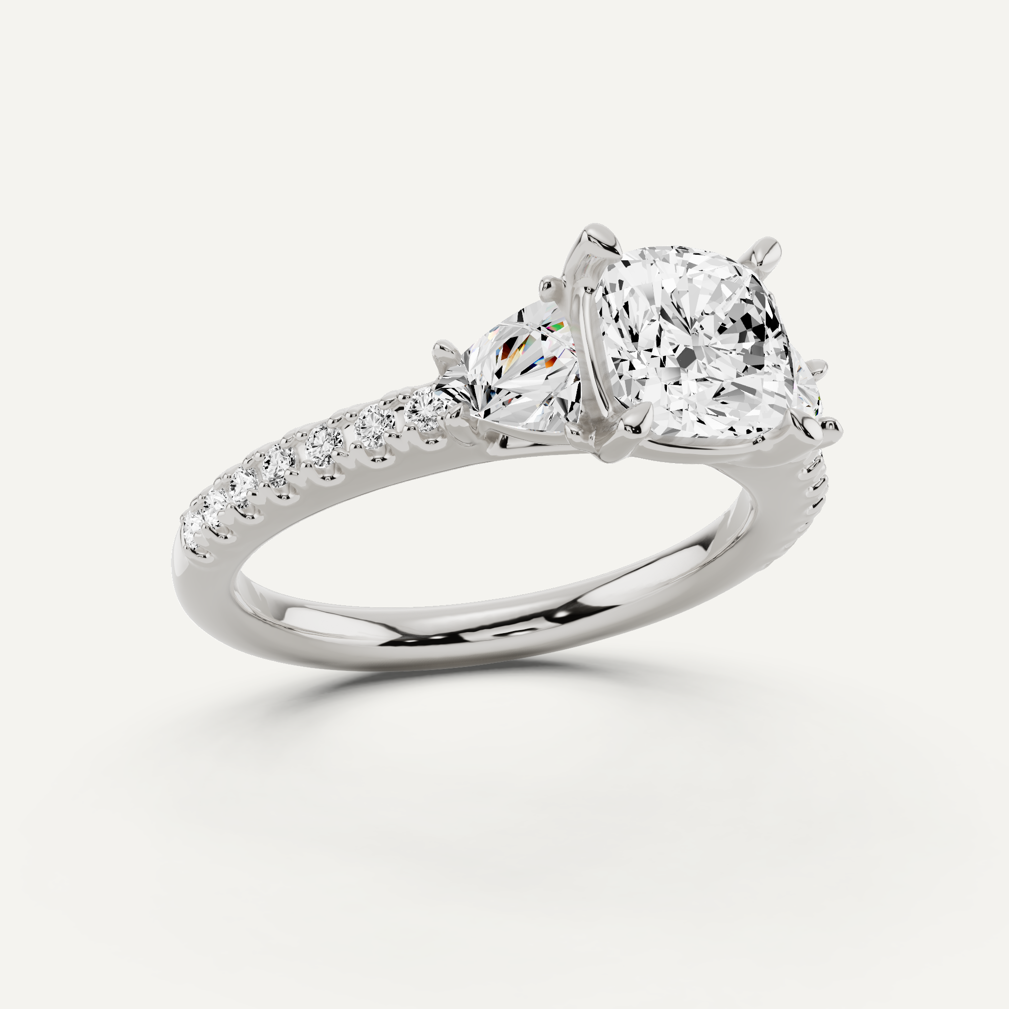 _roll_image@SKU:R6002-LADC0100000PL #metal_platinum+origin_lab-grown+quality_g-si