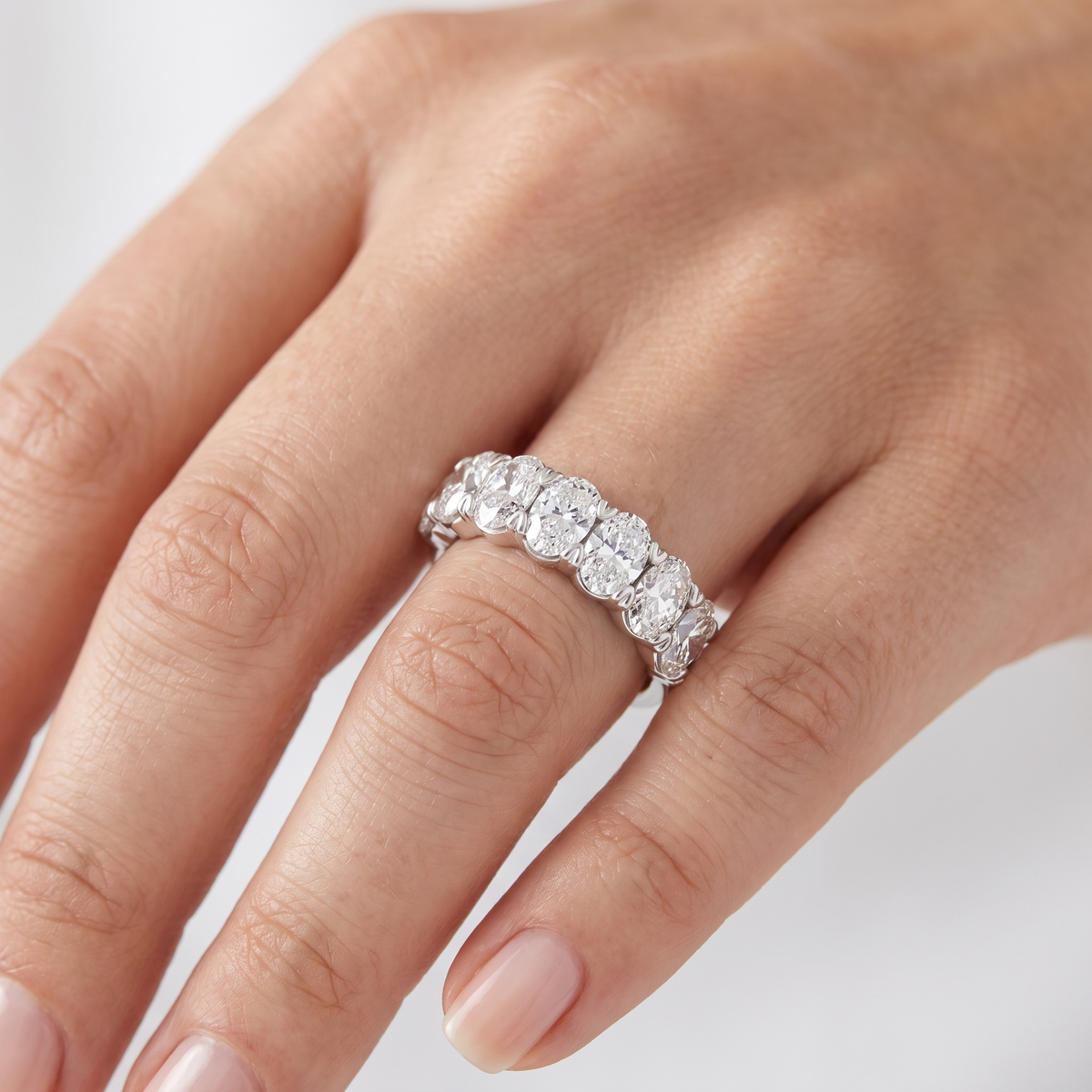 _lifestyle_image@SKU:A1173-NADO04000004W #metal_14k-white-gold+origin_lab-grown+quality_ef-vs2+