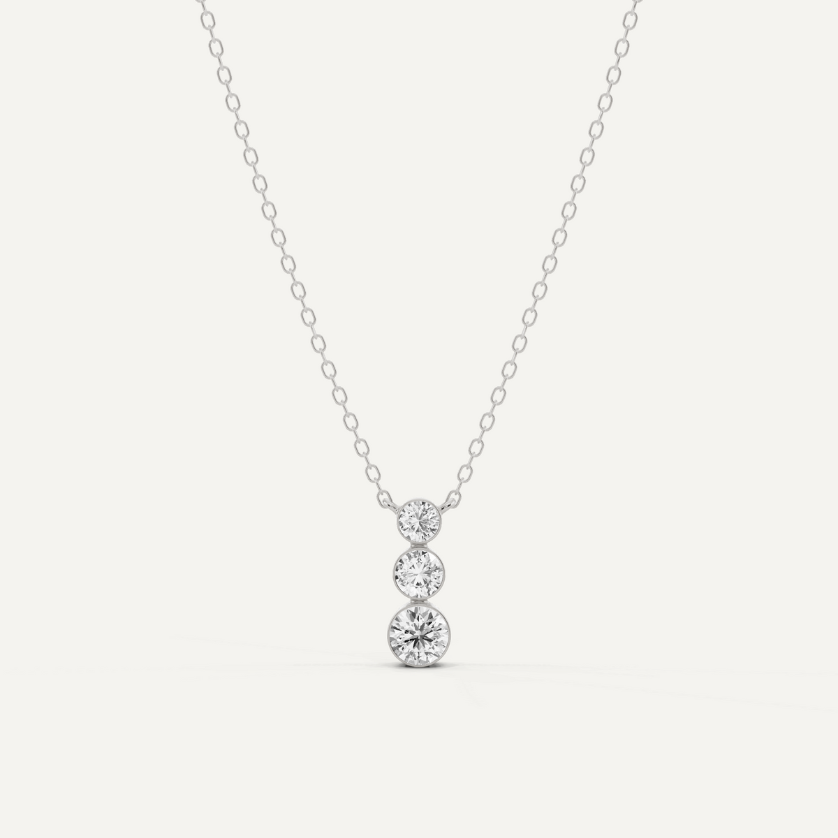 _main_image@SKU:P0209-LADR0200000DW #metal_silver+origin_lab-grown+quality_g-si