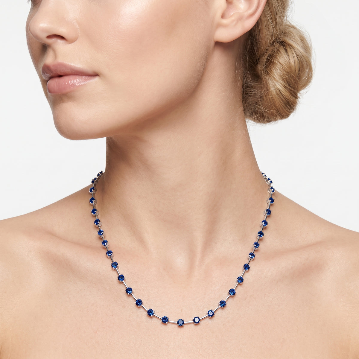 _lifestyle_image@SKU:N251G-BSGR05010004W #metal_10k-white-gold+origin_lab-created