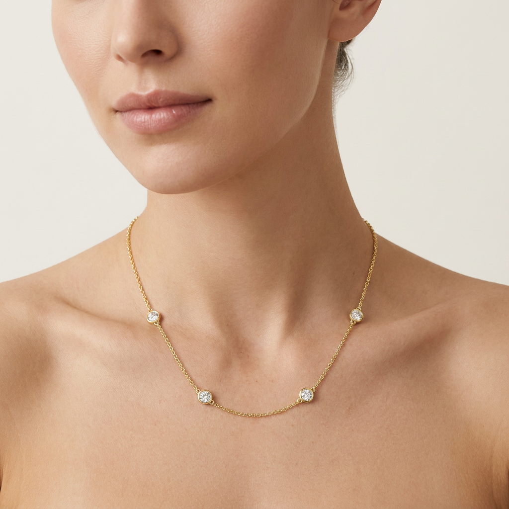 _lifestyle_image@SKU:N6973-LADR02000004Y #metal_10k-yellow-gold+origin_lab-grown+quality_g-si