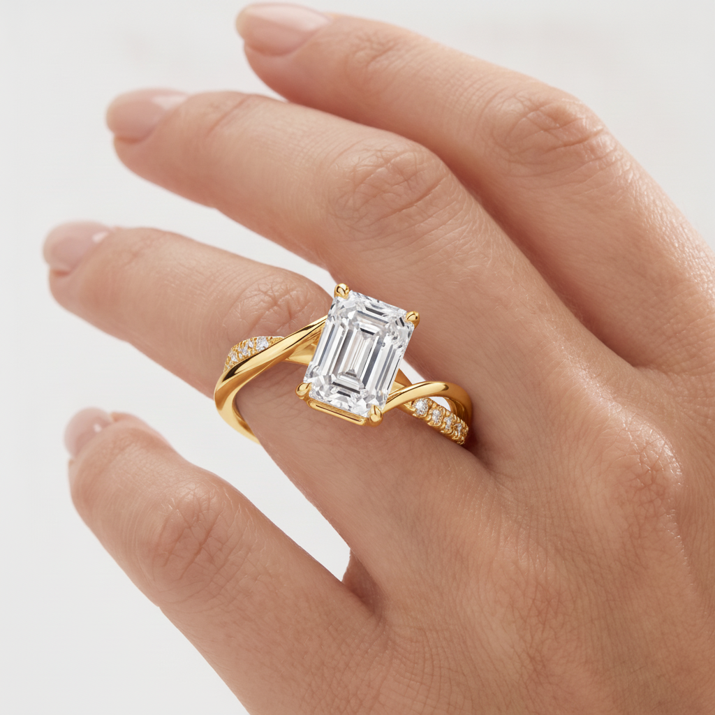 _lifestyle_image@SKU:R0329-LADE03000004Y #metal_10k-yellow-gold+origin_lab-grown+quality_g-si