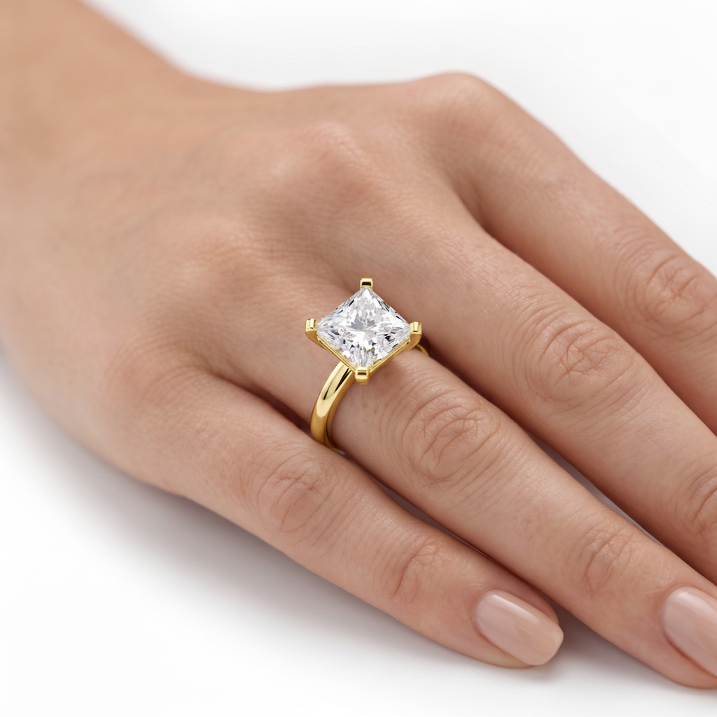 _lifestyle_image@SKU:R0952-NADP03000004Y #metal_14k-yellow-gold+origin_lab-grown+quality_ef-vs2+