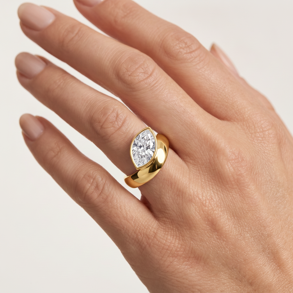 _lifestyle_image@SKU:R5690-LADM0150000DY #metal_14k-yellow-gold-vermeil+origin_lab-grown+quality_g-si