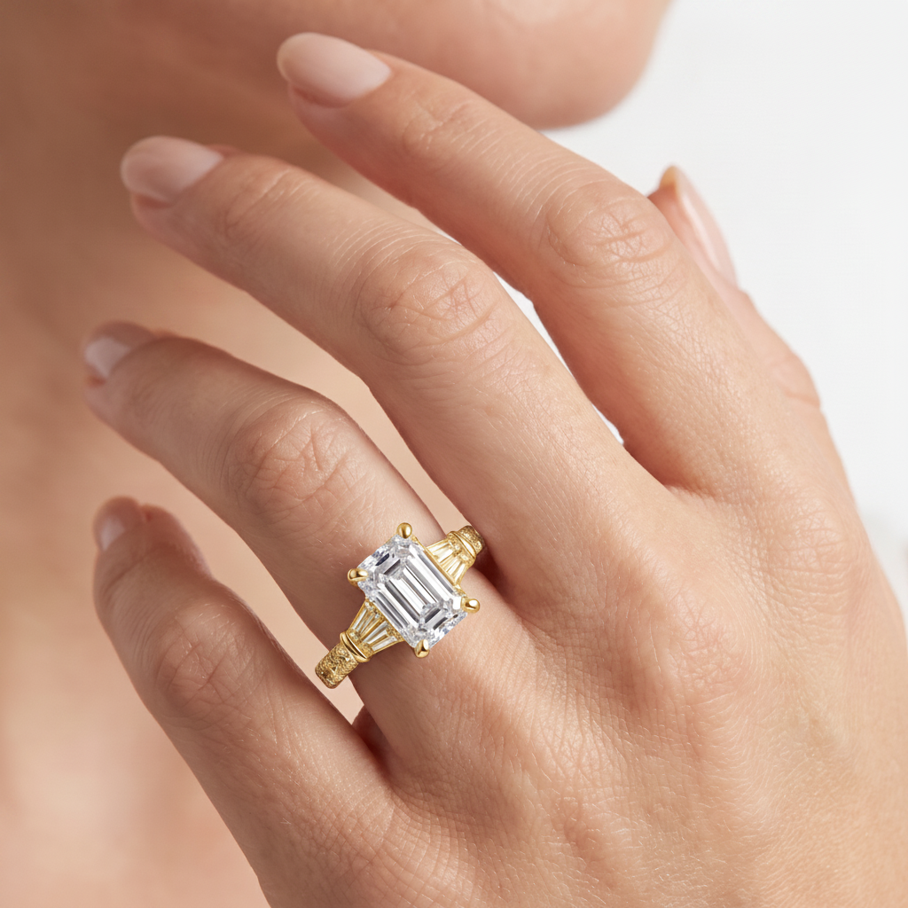 _lifestyle_image@SKU:R6517-LGDE02000004Y #metal_14k-yellow-gold+origin_lab-grown+quality_ef-vs2+