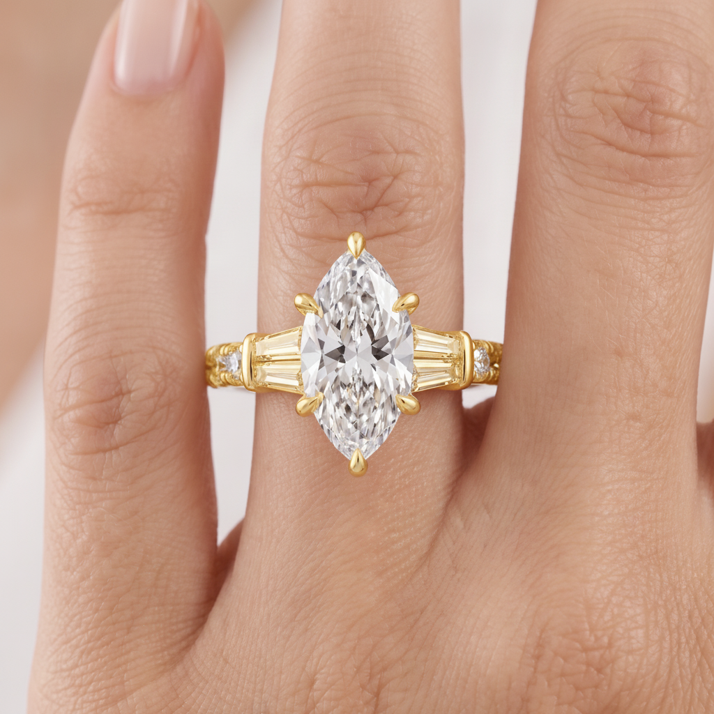 _lifestyle_image@SKU:R6517-LGDM02000004Y #metal_14k-yellow-gold+origin_lab-grown+quality_ef-vs2+
