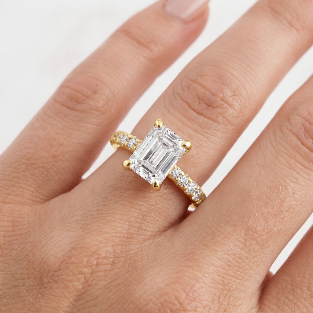 _lifestyle_image@SKU:R7847-NADE02000004Y #metal_14k-yellow-gold+origin_lab-grown+quality_ef-vs2+