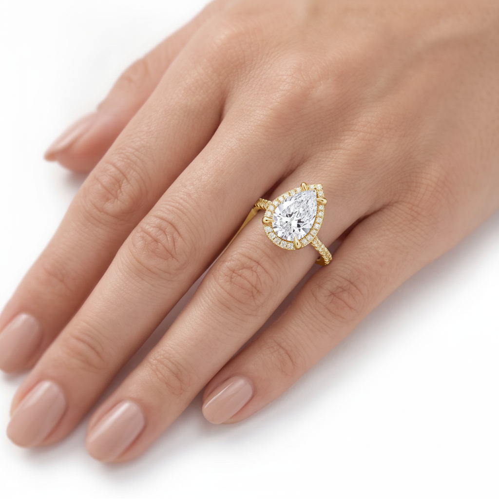 _lifestyle_image@SKU:R7885-NADP02000004Y #metal_14k-yellow-gold+origin_lab-grown+quality_ef-vs2+