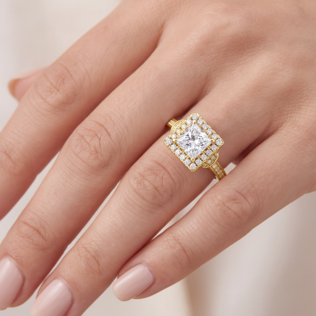_lifestyle_image@SKU:R8002-NADP01000004Y #metal_14k-yellow-gold+origin_lab-grown+quality_ef-vs2+