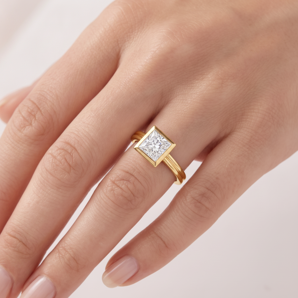 _lifestyle_image@SKU:R9280-LADP01000004Y #metal_10k-yellow-gold+origin_lab-grown+quality_g-si