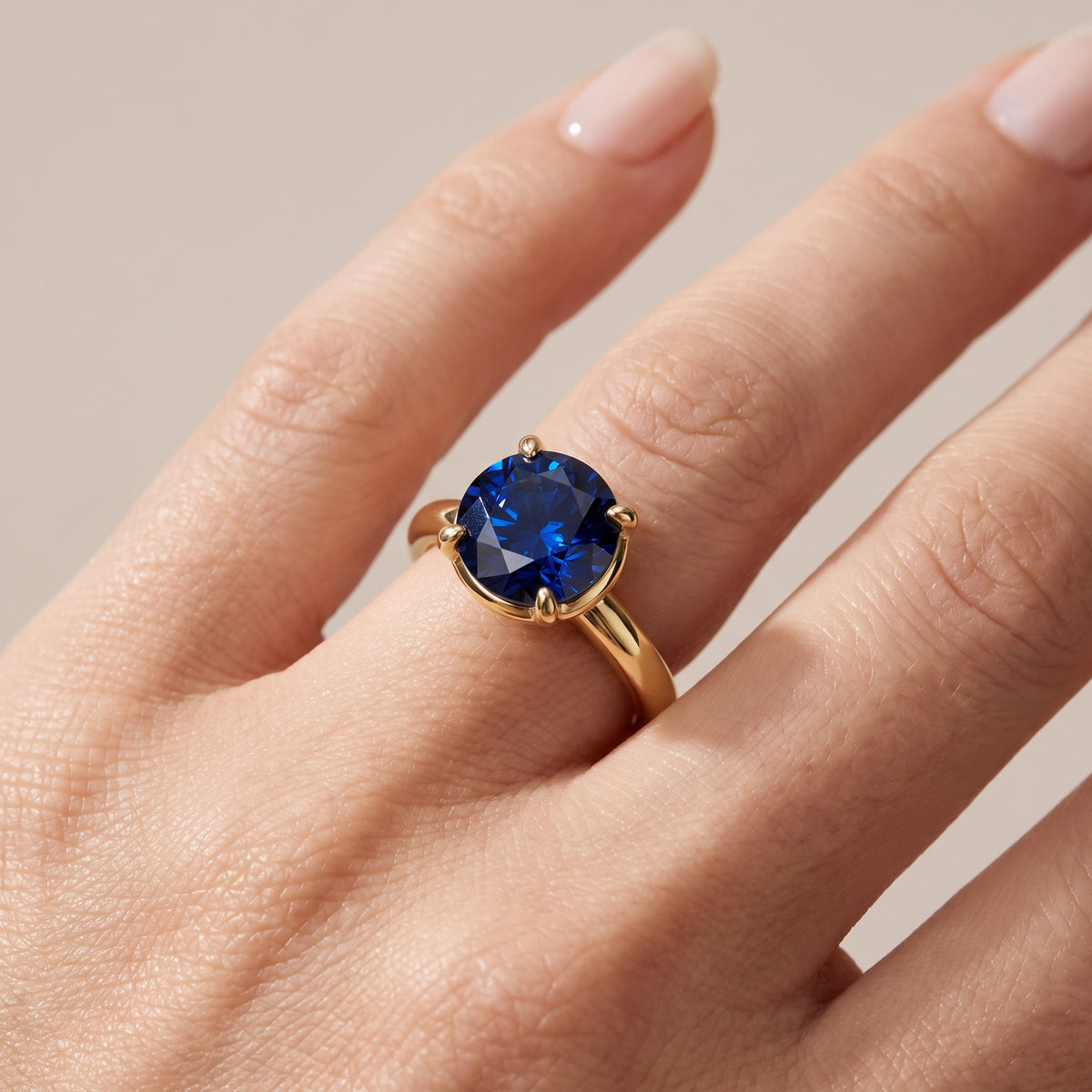 _lifestyle_image@SKU:RG203-NCSR03000004Y #metal_14k-yellow-gold+origin_lab-created