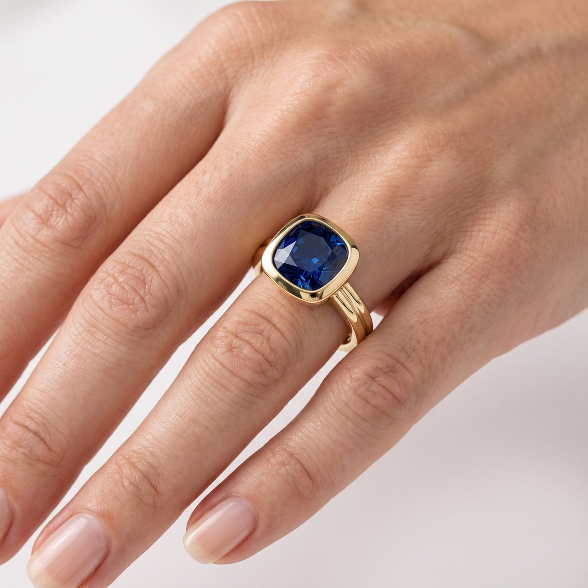 _lifestyle_image@SKU:RG280-NCSC03000004Y #metal_14k-yellow-gold+origin_lab-created