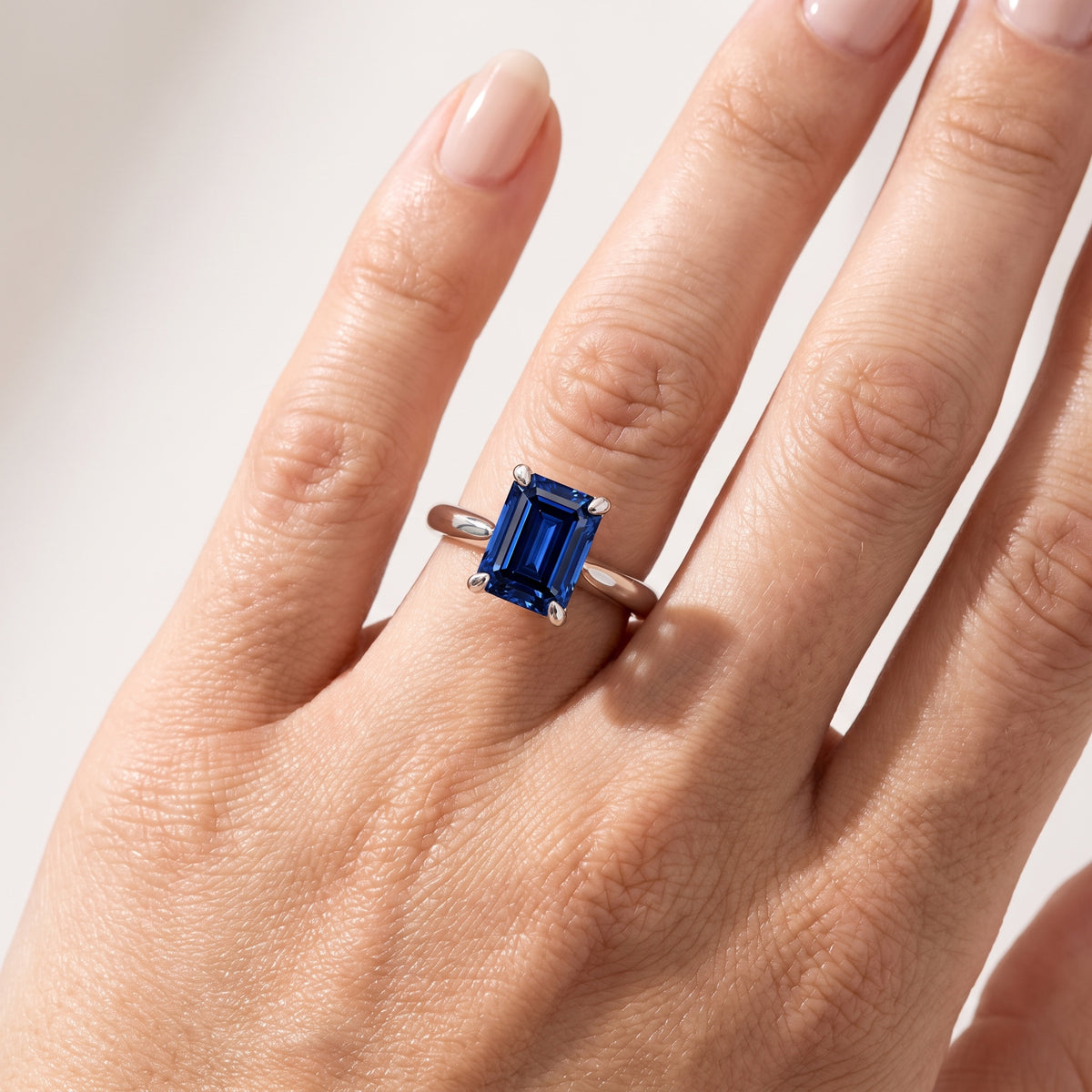 _lifestyle_image@SKU:RG314-NCSE0100000PL #metal_platinum+origin_lab-created