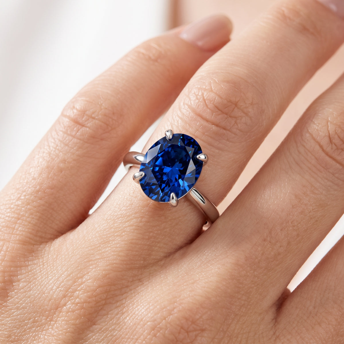 _lifestyle_image@SKU:RG314-NCSO0300000PL #metal_platinum+origin_lab-created