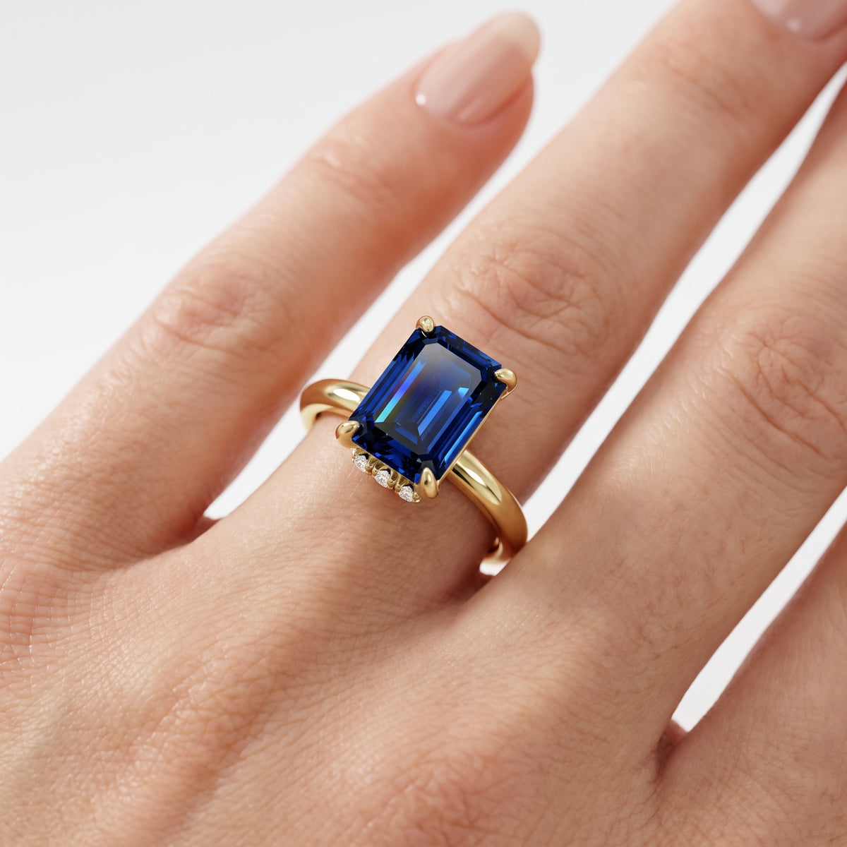 _lifestyle_image@SKU:RG604-NCSE03000004Y #metal_14k-yellow-gold+origin_lab-created