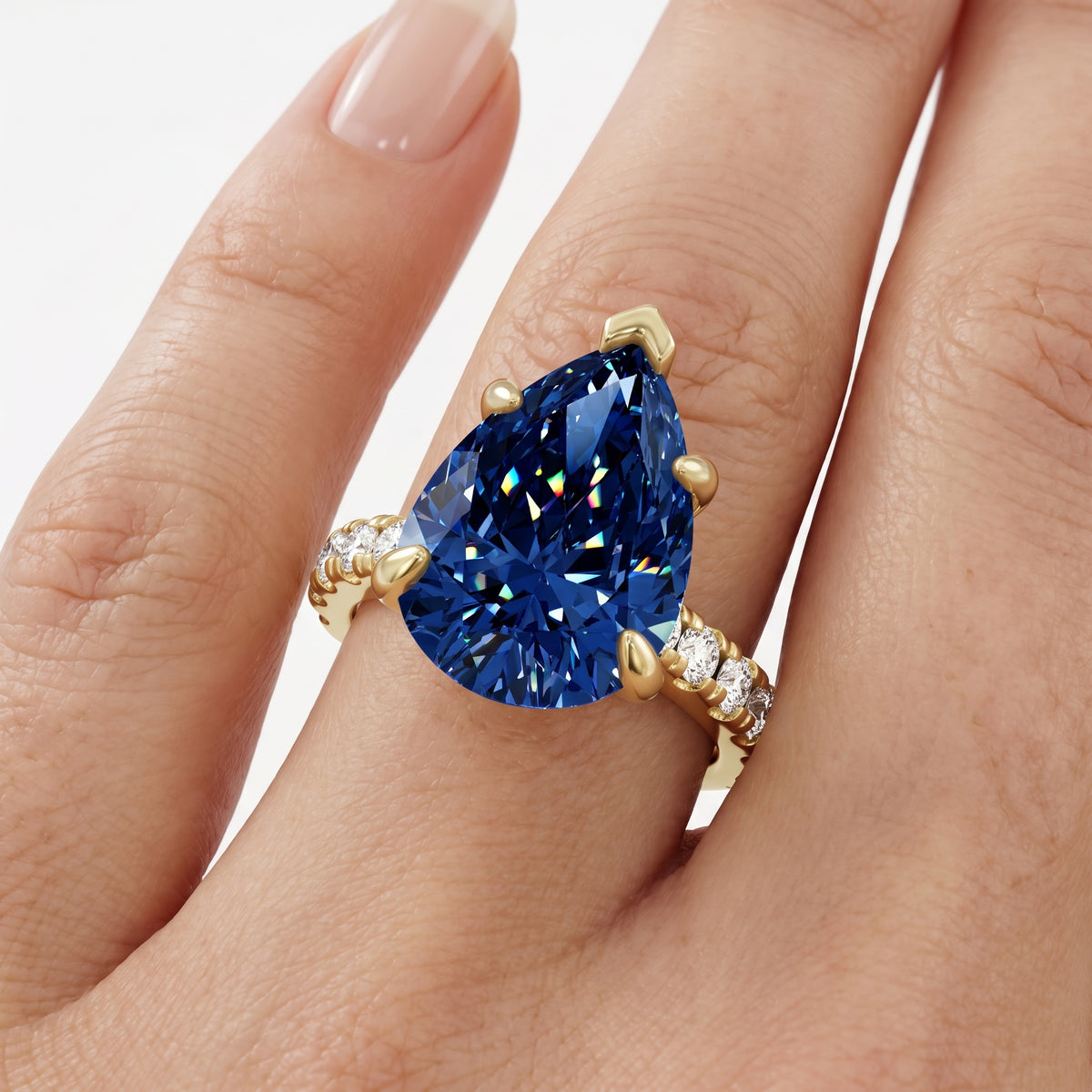 _lifestyle_image@SKU:RG847-NCSD03000004Y #metal_14k-yellow-gold+origin_lab-created