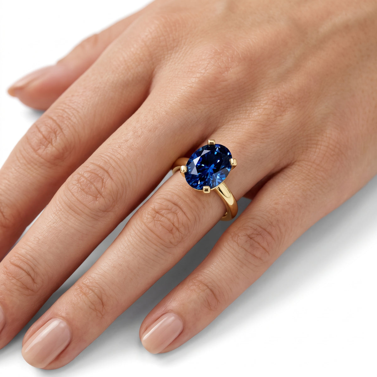 _lifestyle_image@SKU:RG952-NCSO03000004Y #metal_14k-yellow-gold+origin_lab-created