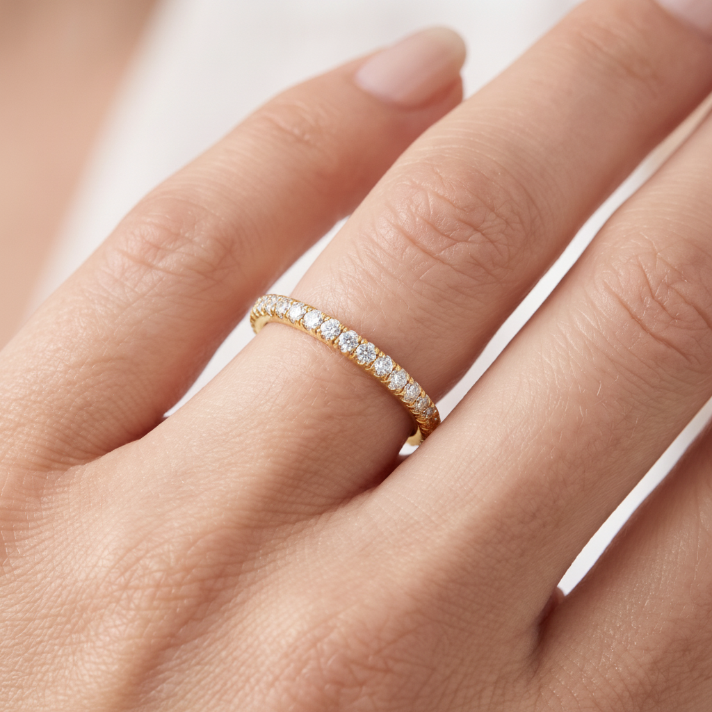 _lifestyle_image@SKU:W1088-NADR00250004Y #metal_14k-yellow-gold+origin_lab-grown+quality_ef-vs2+