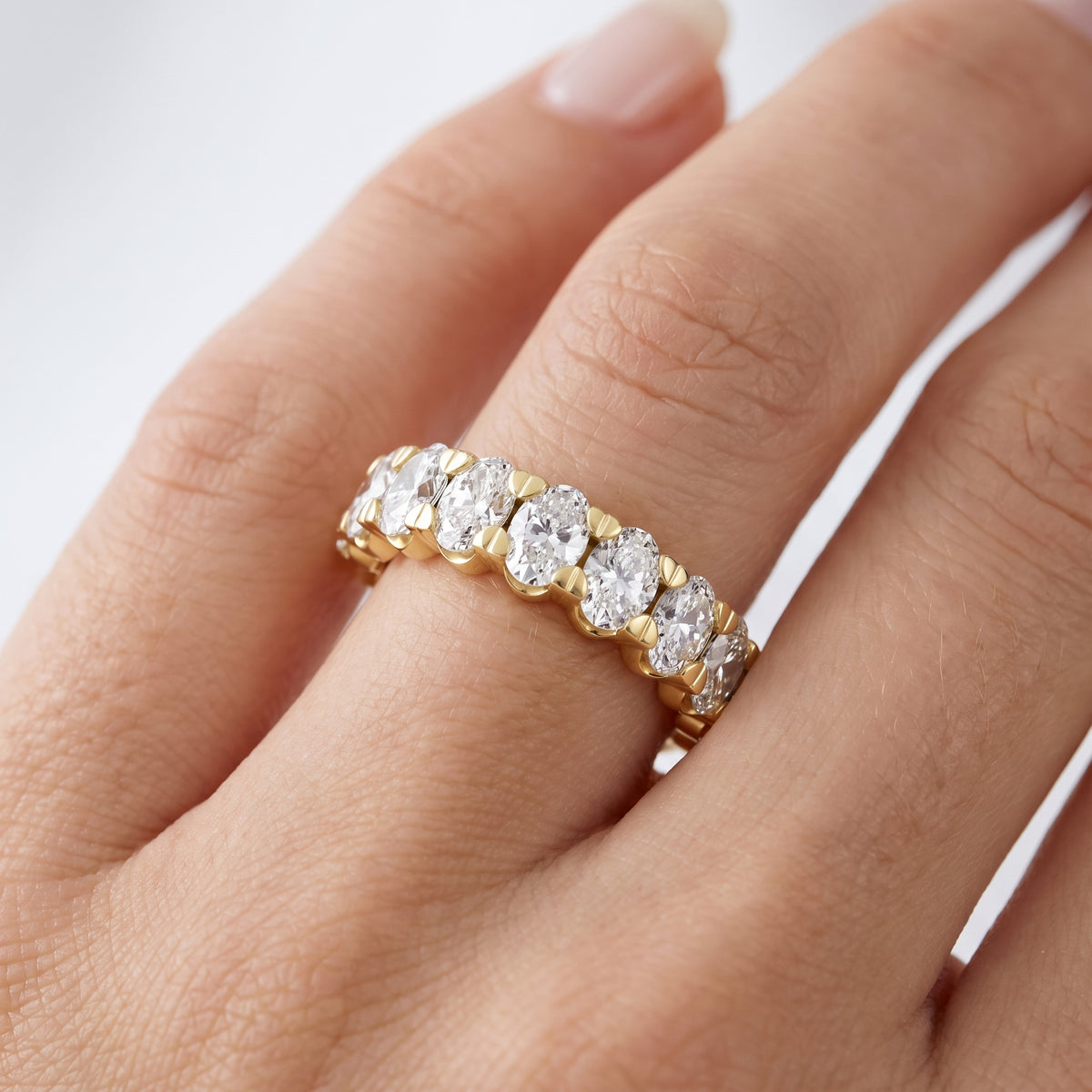 _lifestyle_image@SKU:W3535-NADO04000004Y #metal_14k-yellow-gold+origin_lab-grown+quality_ef-vs2+