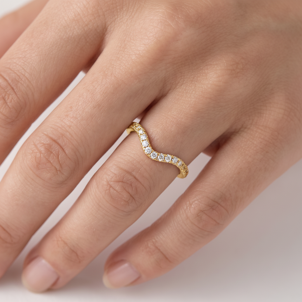 _lifestyle_image@SKU:W4674-NADR00320004Y #metal_14k-yellow-gold+origin_lab-grown+quality_ef-vs2+