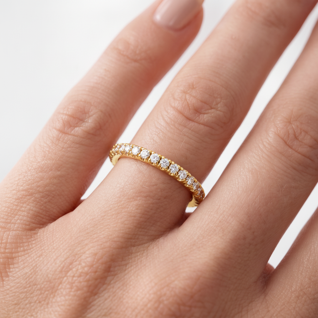 _lifestyle_image@SKU:W6002-NADR00230004Y #metal_14k-yellow-gold+origin_lab-grown+quality_ef-vs2+