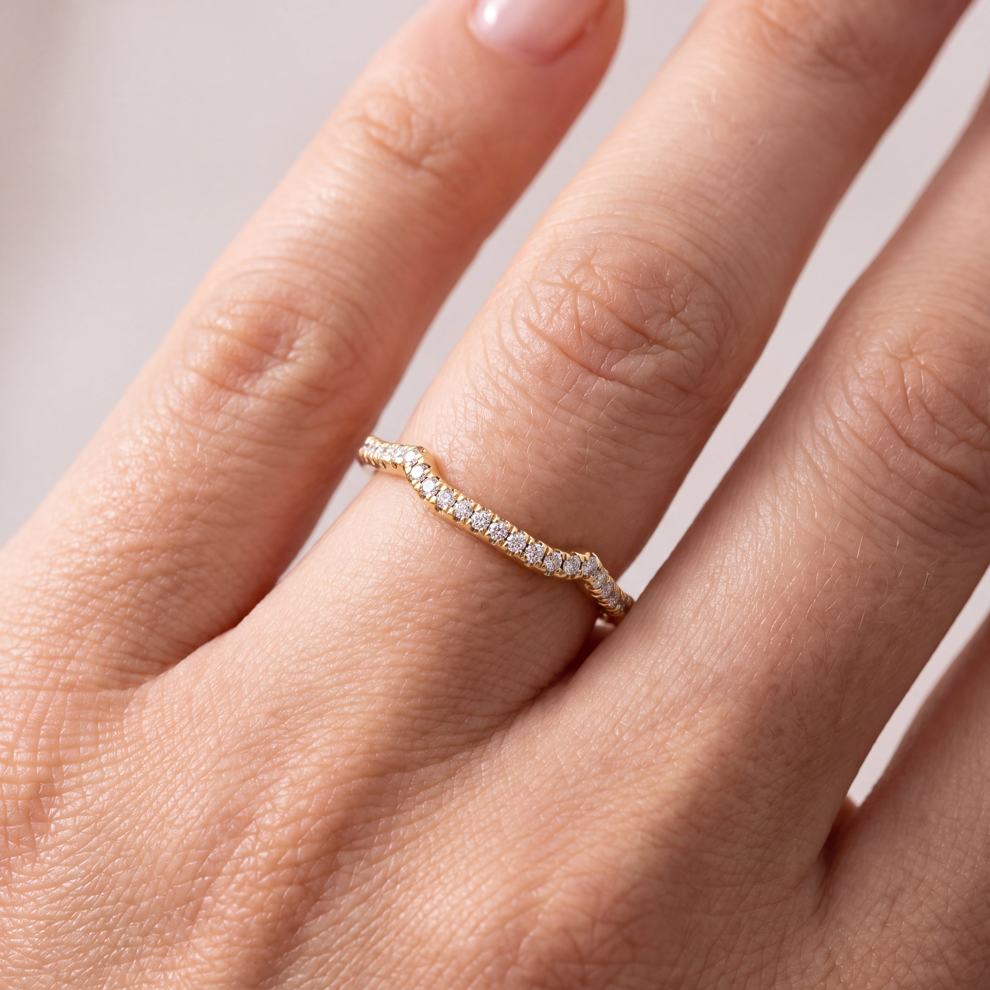 _lifestyle_image@SKU:W7494-NADR00015004Y #metal_14k-yellow-gold+origin_lab-grown+quality_ef-vs2+