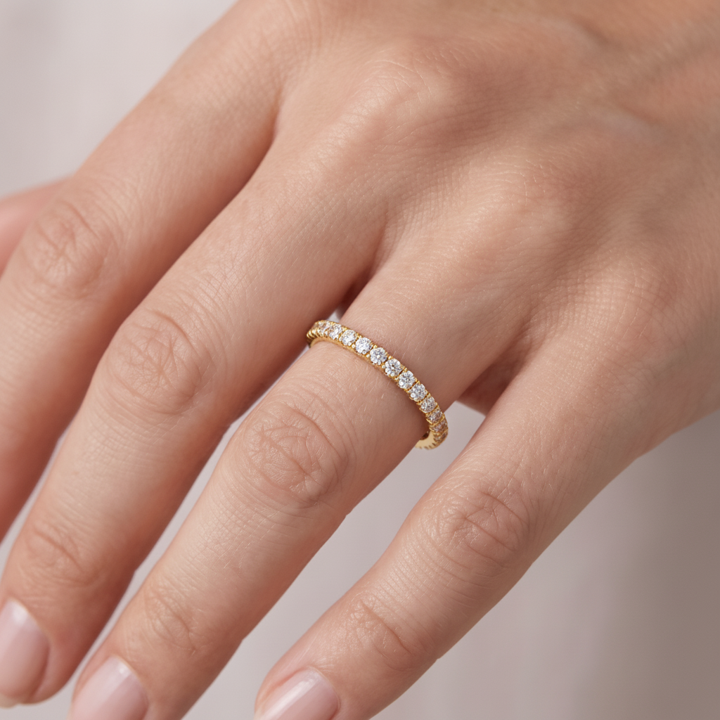_lifestyle_image@SKU:W7604-NADR00180004Y #metal_14k-yellow-gold+origin_lab-grown+quality_ef-vs2+