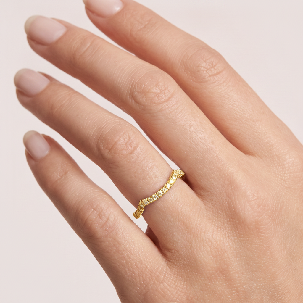 _lifestyle_image@SKU:W7669-NADR00160004Y #metal_14k-yellow-gold+origin_lab-grown+quality_ef-vs2+