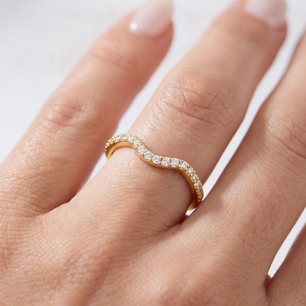_lifestyle_image@SKU:W7816-NADR00240004Y #metal_14k-yellow-gold+origin_lab-grown+quality_ef-vs2+