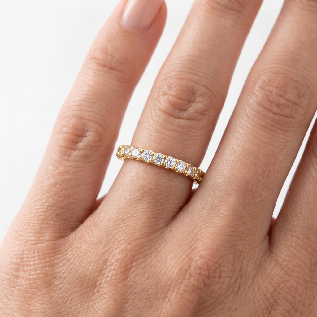 _lifestyle_image@SKU:W7829-NADR00630004Y #metal_14k-yellow-gold+origin_lab-grown+quality_ef-vs2+