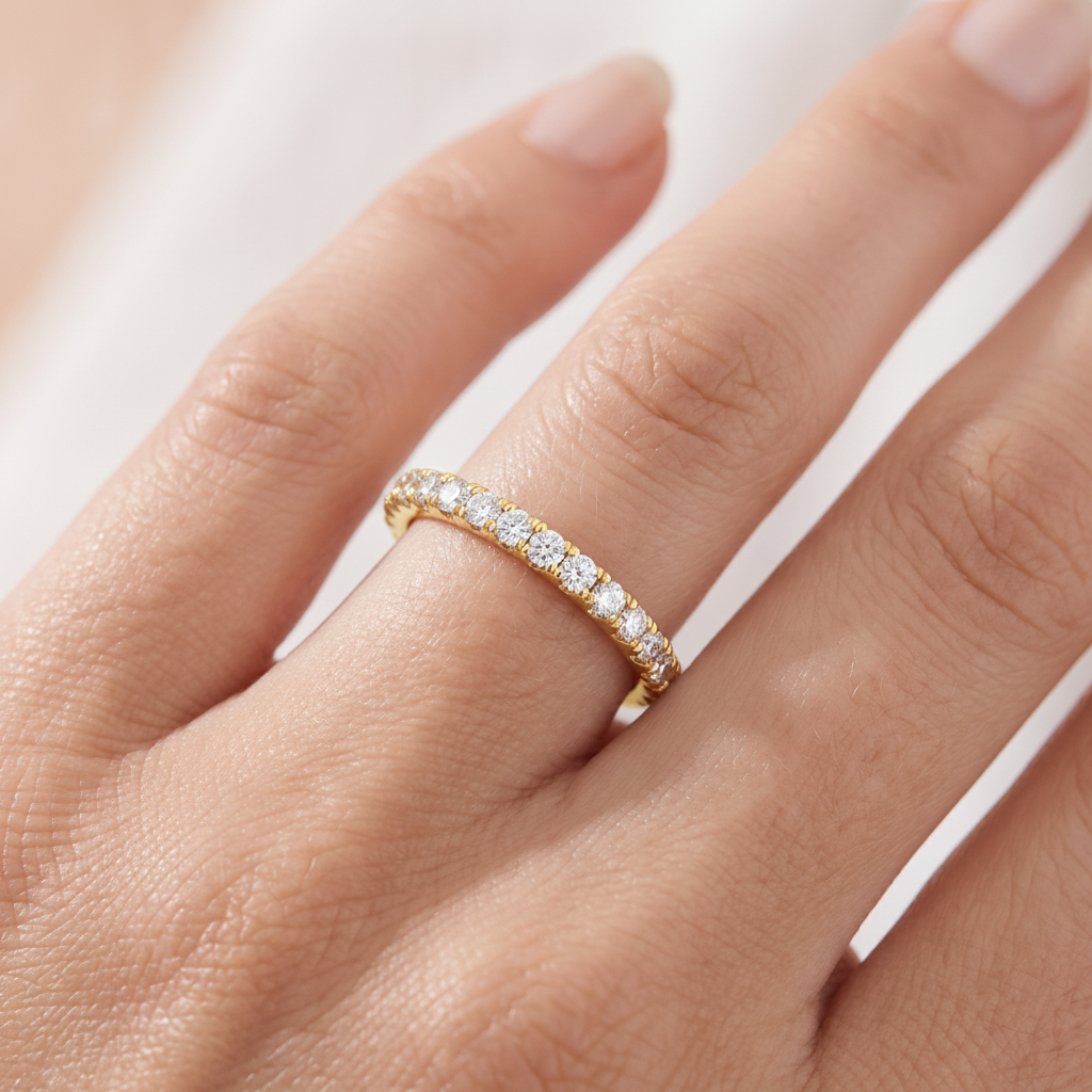 _lifestyle_image@SKU:W7847-NADR00230004Y #metal_14k-yellow-gold+origin_lab-grown+quality_ef-vs2+